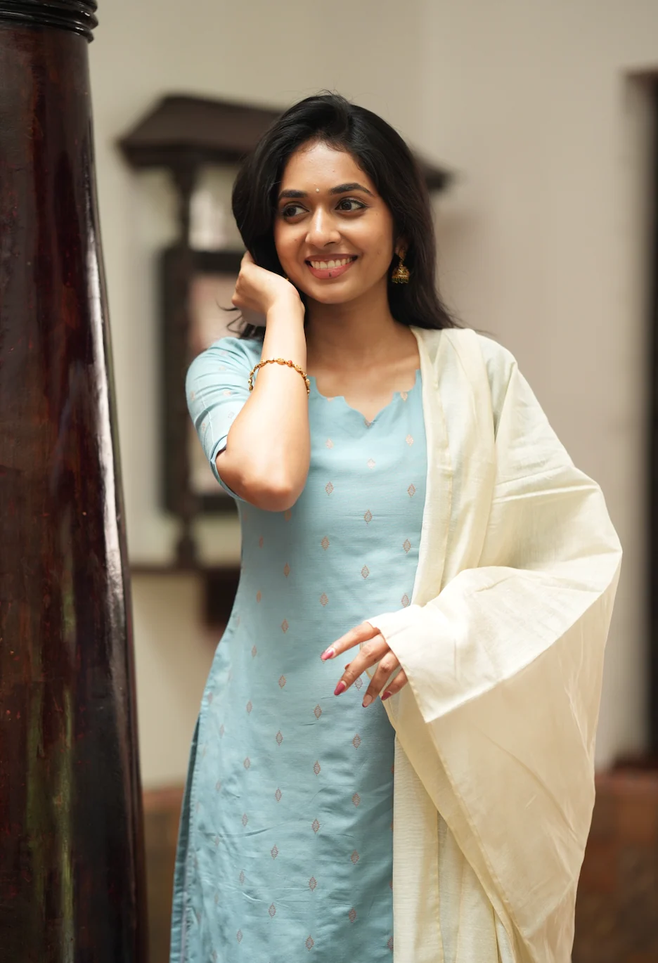VAISHALI-BLUE - Image 3