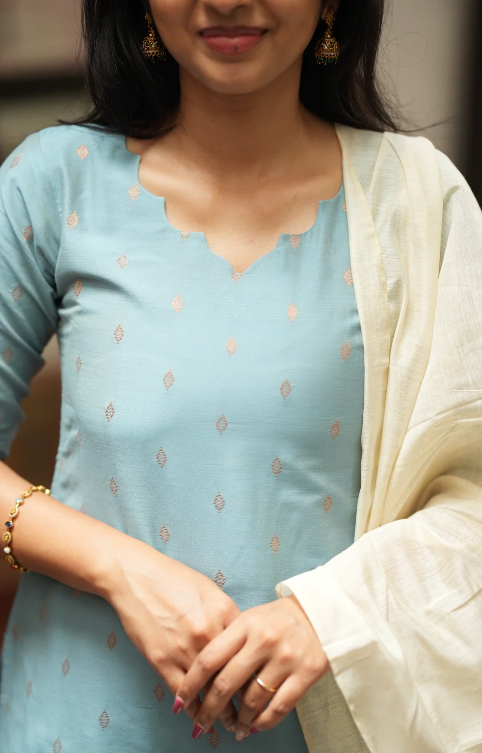 VAISHALI-BLUE - Image 4