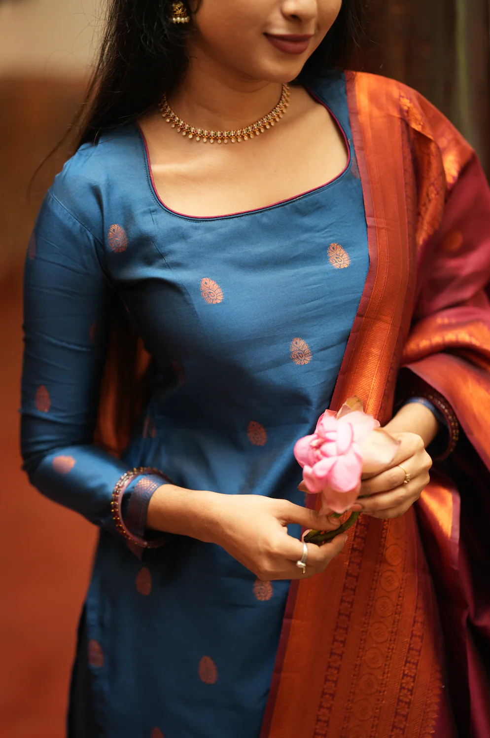 VEENA-mayil - Image 2