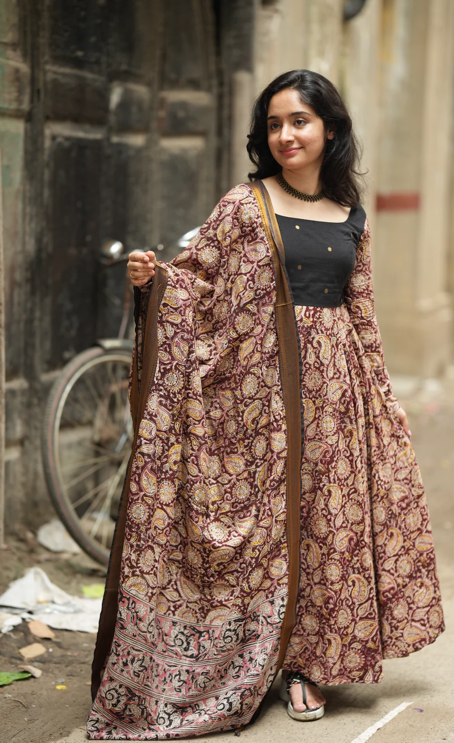Yamini(Fusion sets)-VC DIWALI'25 - Image 5