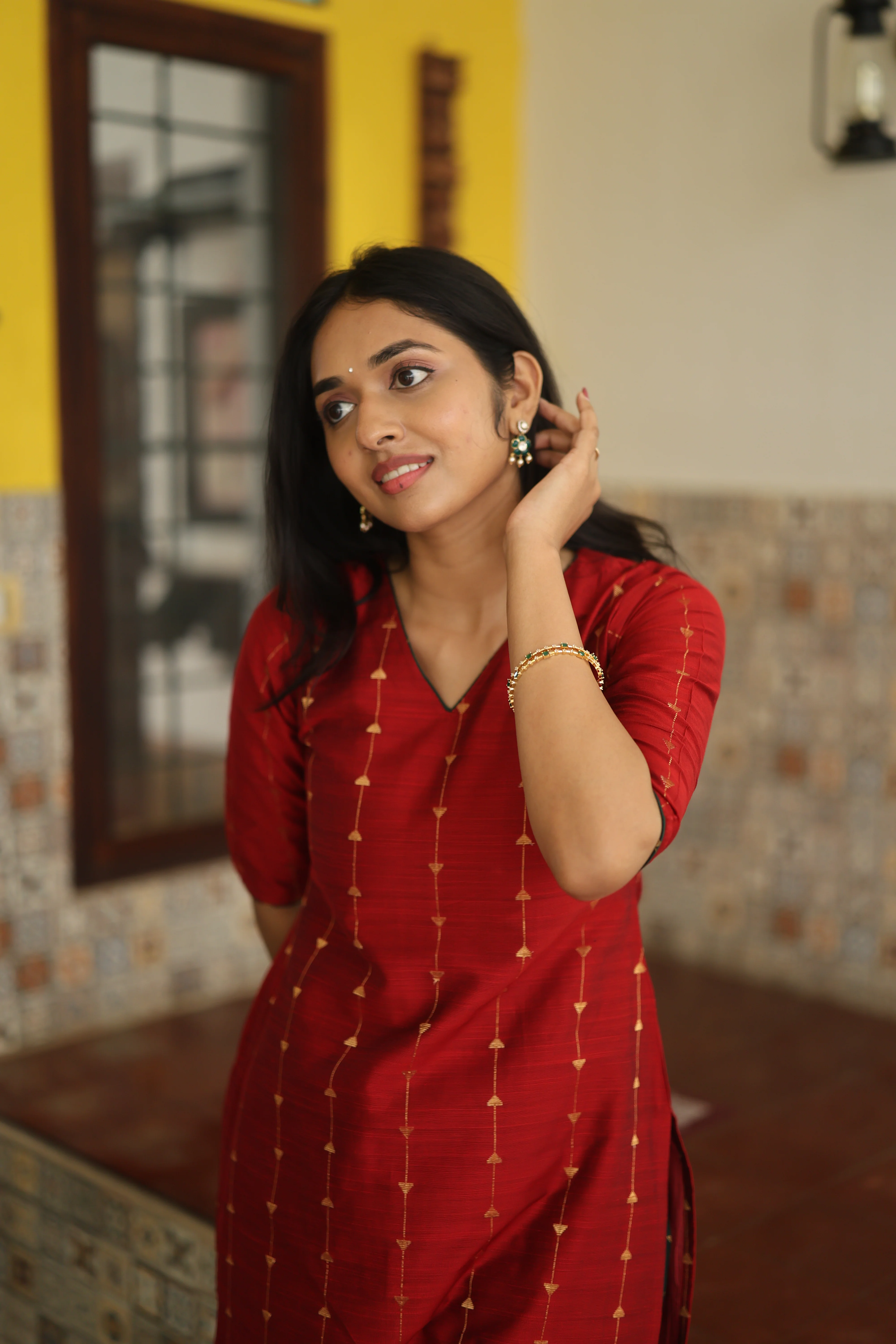 Yashodha-MAROON AND GREEN - Image 3