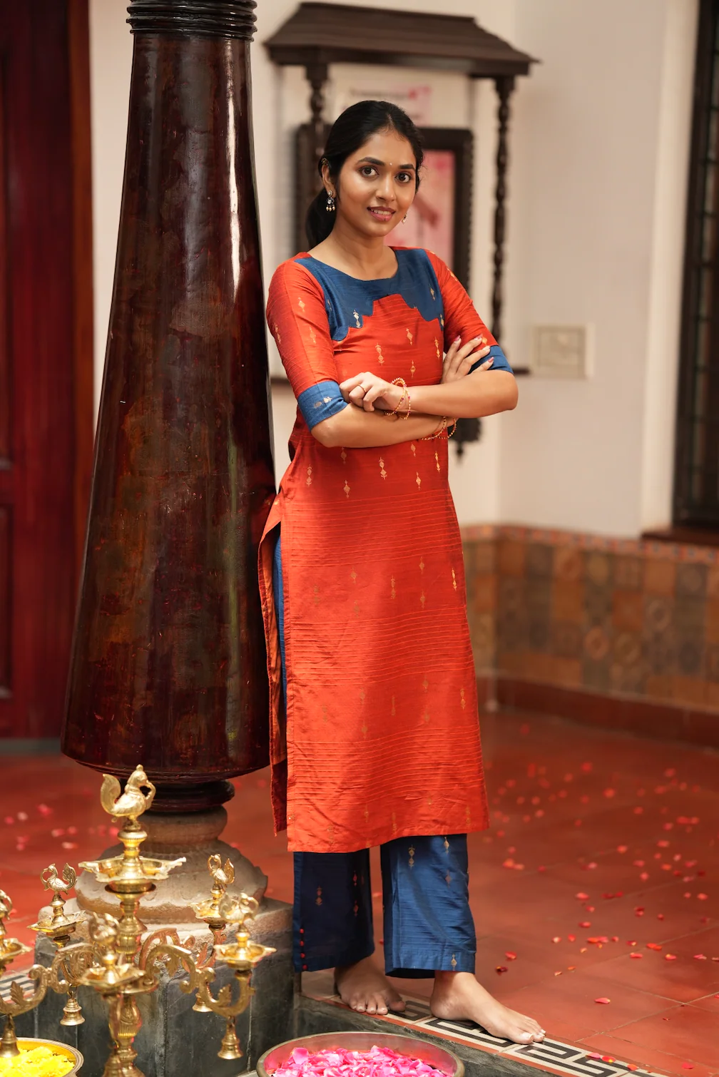 Yashodha-ORANGE AND NAVY - Image 3
