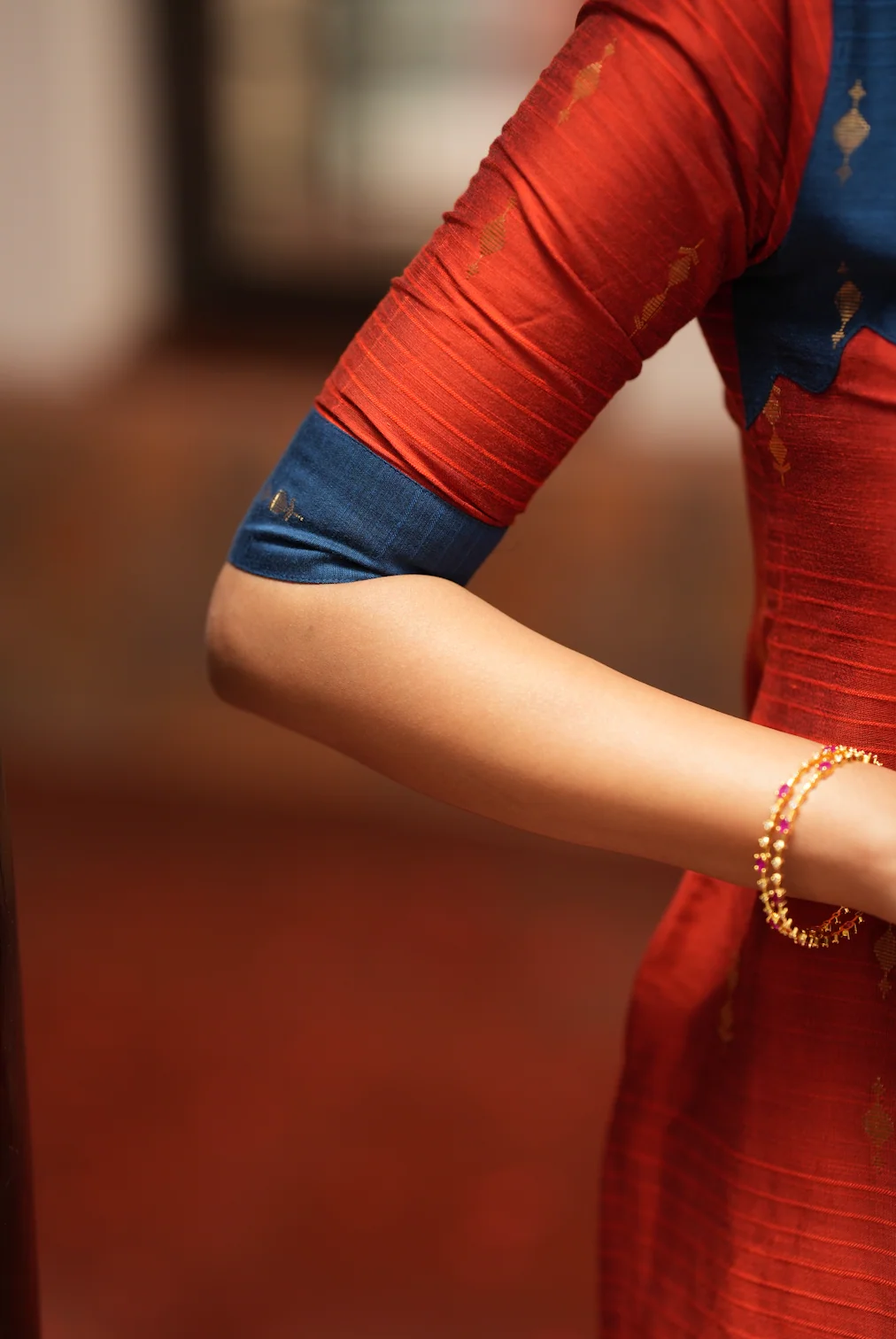 Yashodha-ORANGE AND NAVY - Image 5