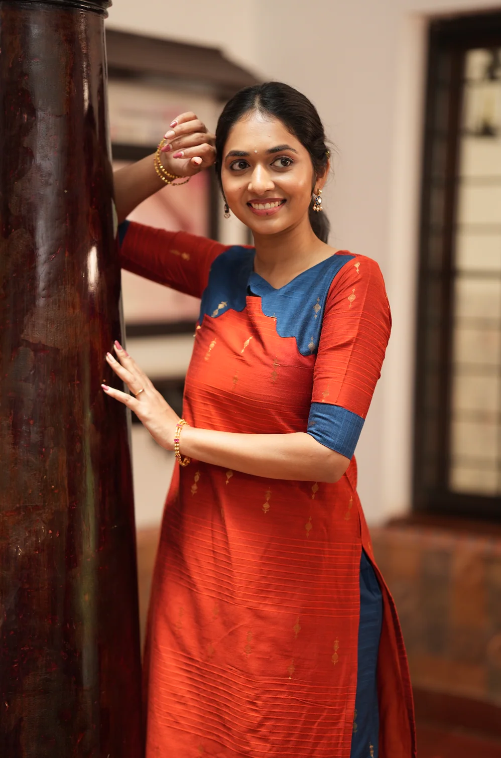 Yashodha-ORANGE AND NAVY - Image 7
